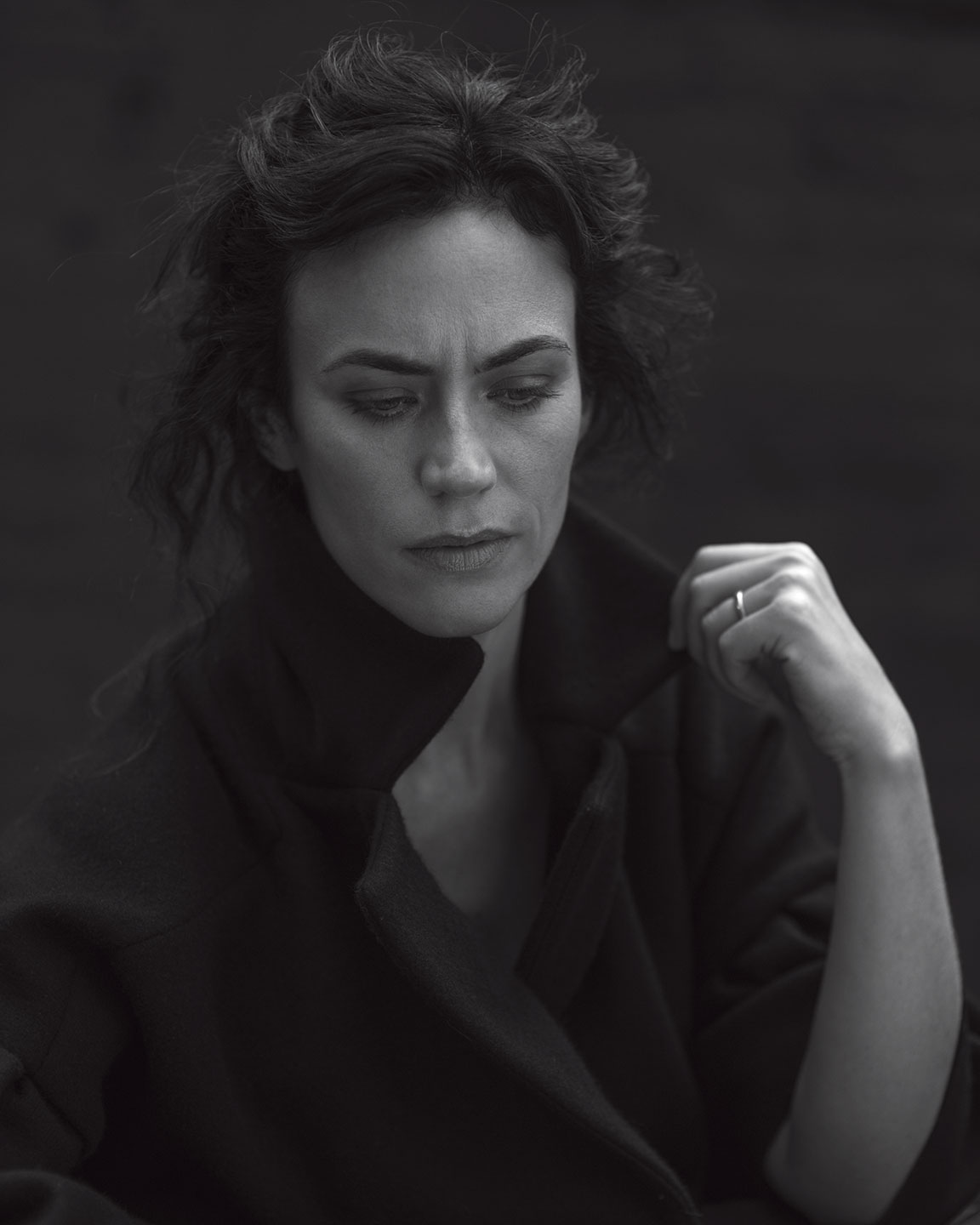 Maggie Siff Won't Accept the Status Quo1152 x 1440